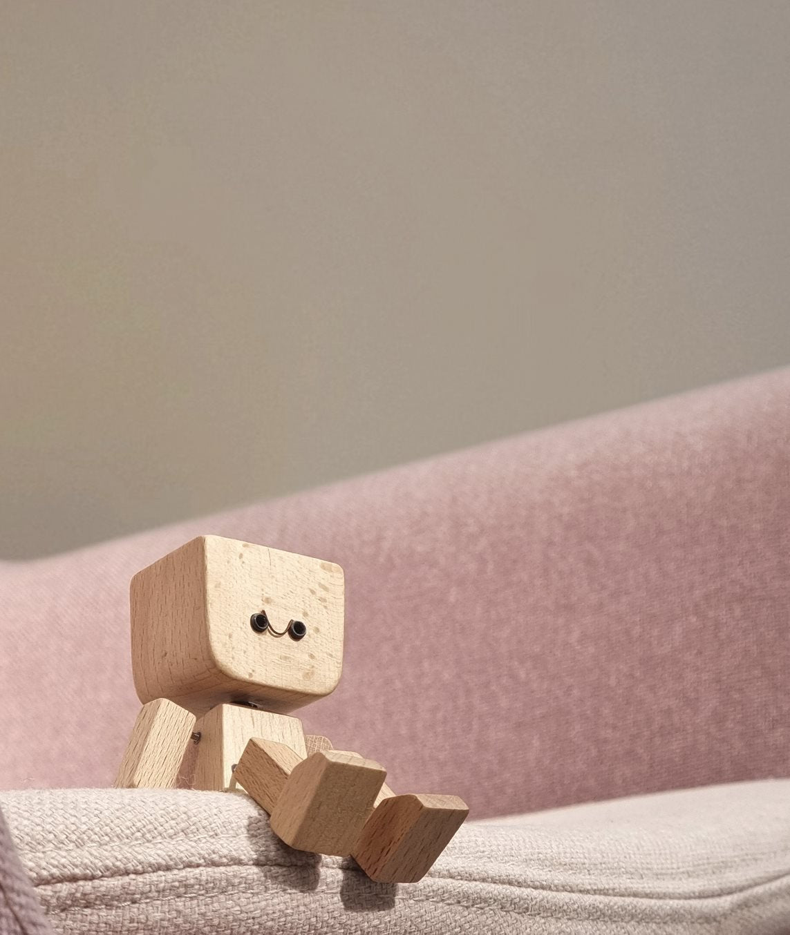 🔥Letzter Tag Rabatt 49 %🔥Charmante kleine Holzfigur, die sich mit 12 magnetischen Gesichtsausdrücken bewegt