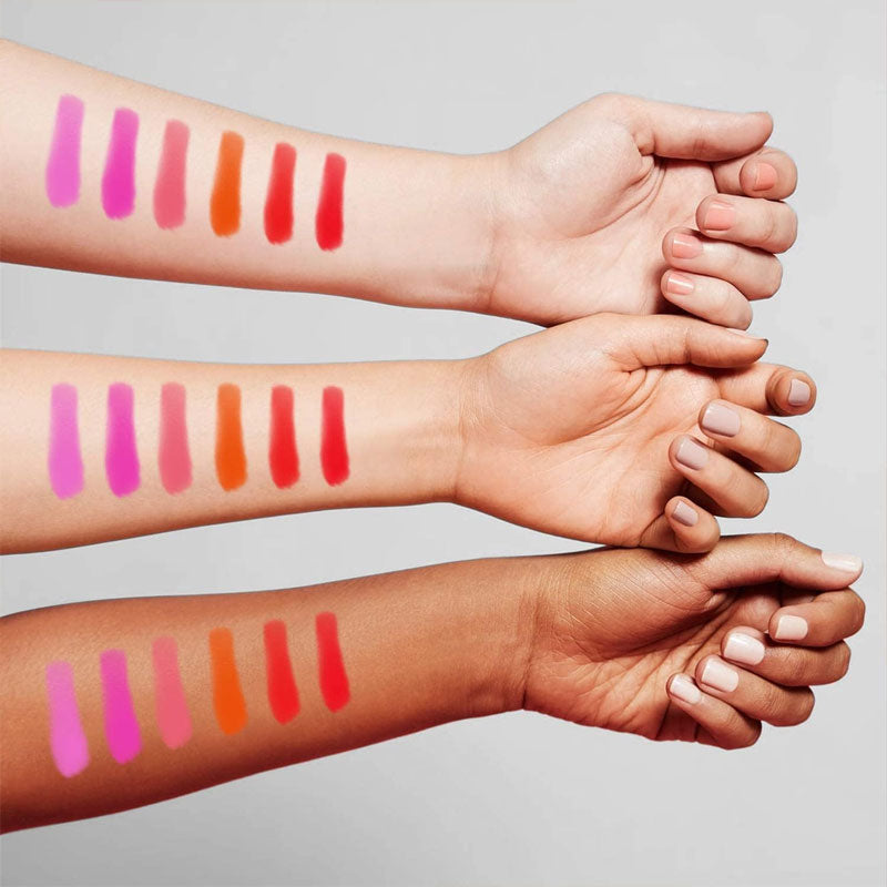 Abziehbarer Lipgloss und Lippenstift