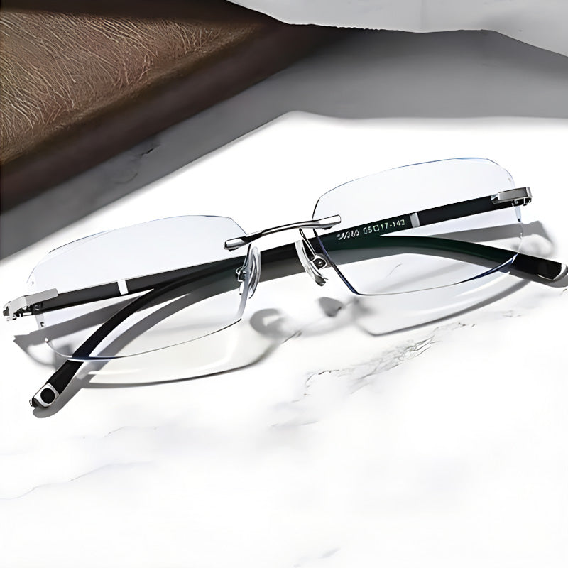 Neue Lesebrille Mit Hohem Härtegrad Und Anti-Blaulicht-Saphirglas Für Den Doppelten Gebrauch